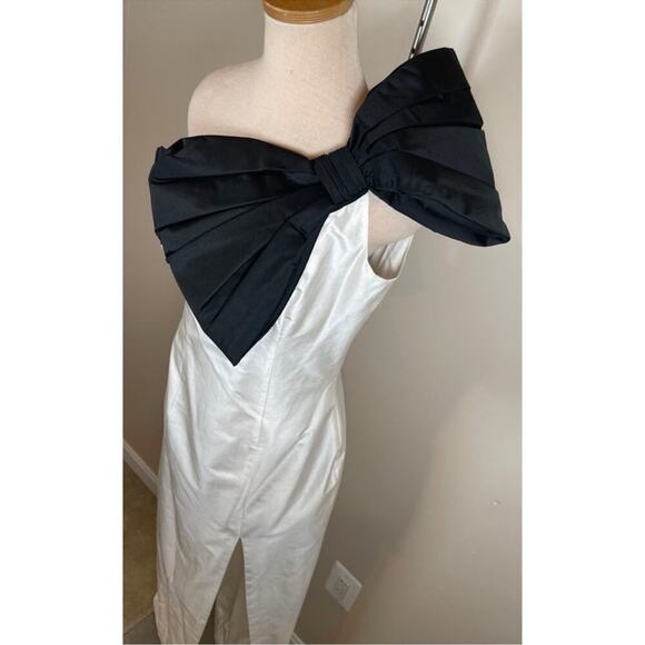 RASARIO One Shoulder Bow Embellished Silk Satin Black and White Maxi Gown Sz 8 - Picture 6 of 10